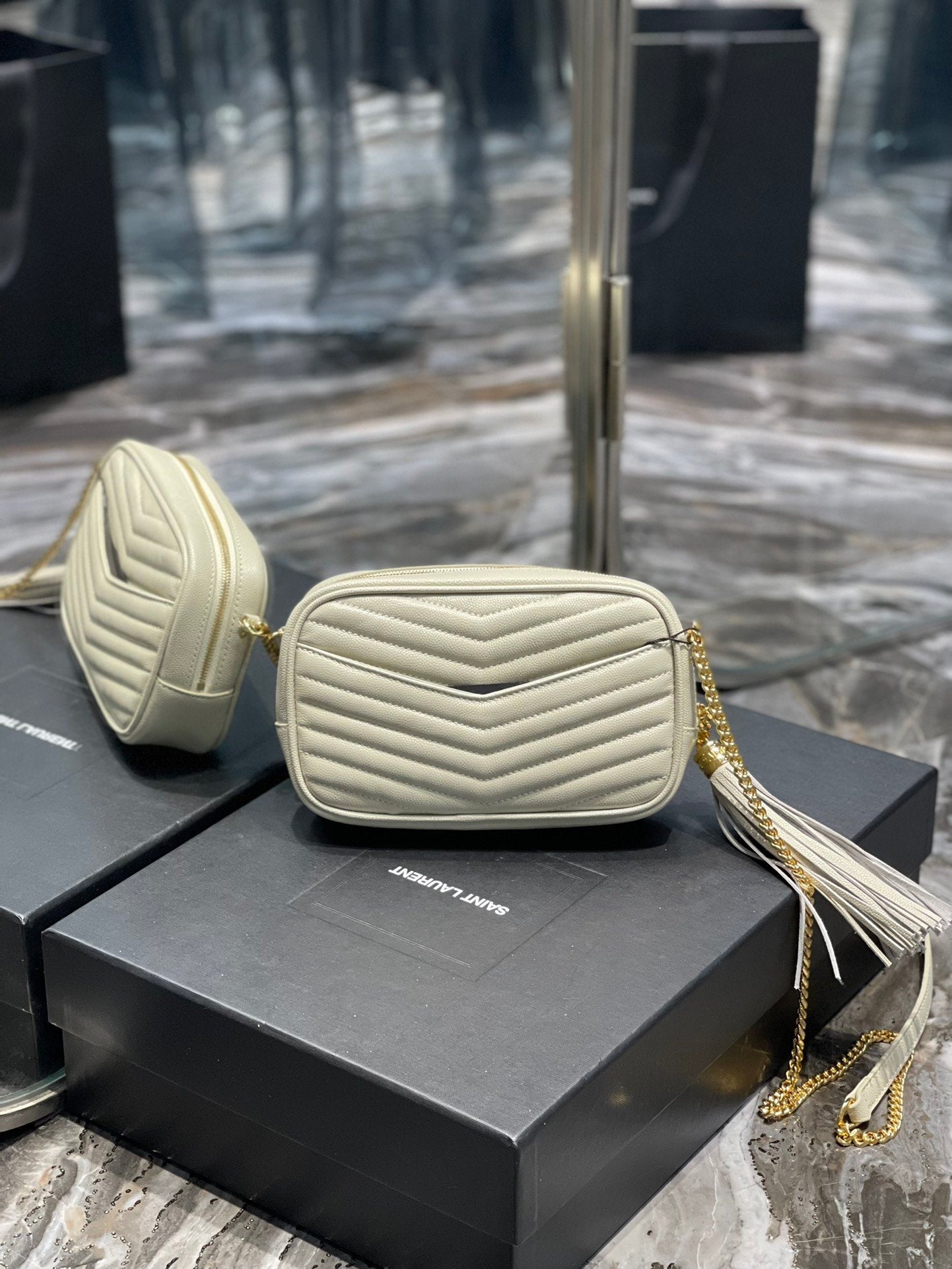 GLAMI Lou Mini Bag White In Quilted Grain De Poudre With Gold Hardware For Women 7.4in/19cm YSl 6125791GF019207