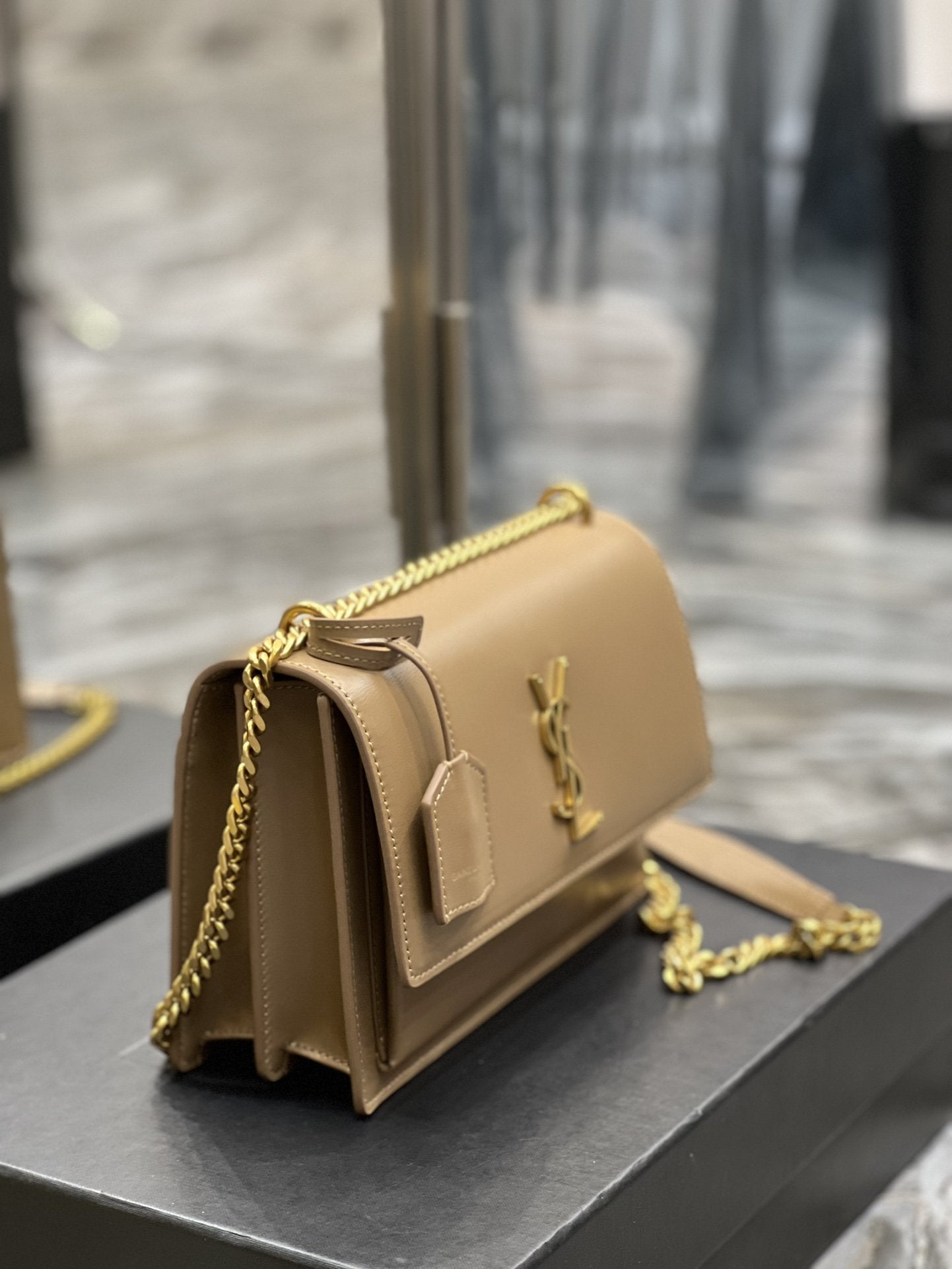 GLAMI Sunset MeGLAMIum Chain Bag For Women 8.6in/22cm Dark Beige YSL 442906D420W2721