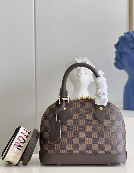SAMC - LOV Bags - 1707