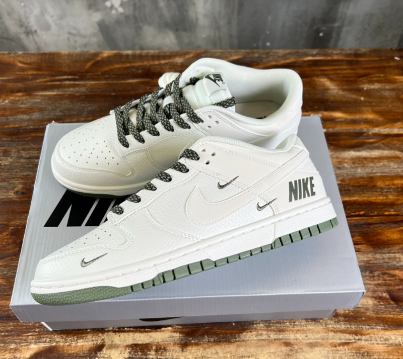 SAMC - NKE Shoes - 049