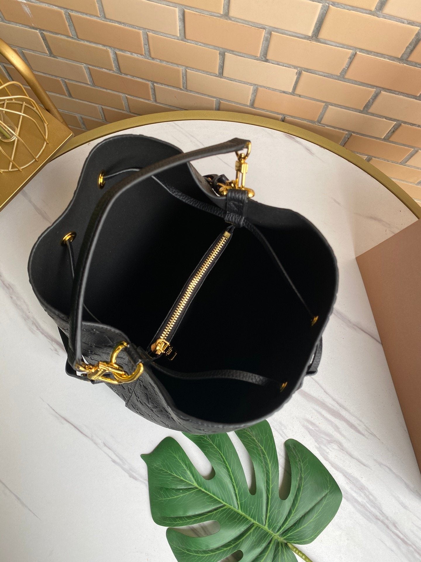 LV NeoNoe MM Bucket Bag Monogram Empreinte Black For Women, WomenÃ¢â‚¬â„¢s Handbags, Shoulder Bags 10.2in/26cm LV M45256