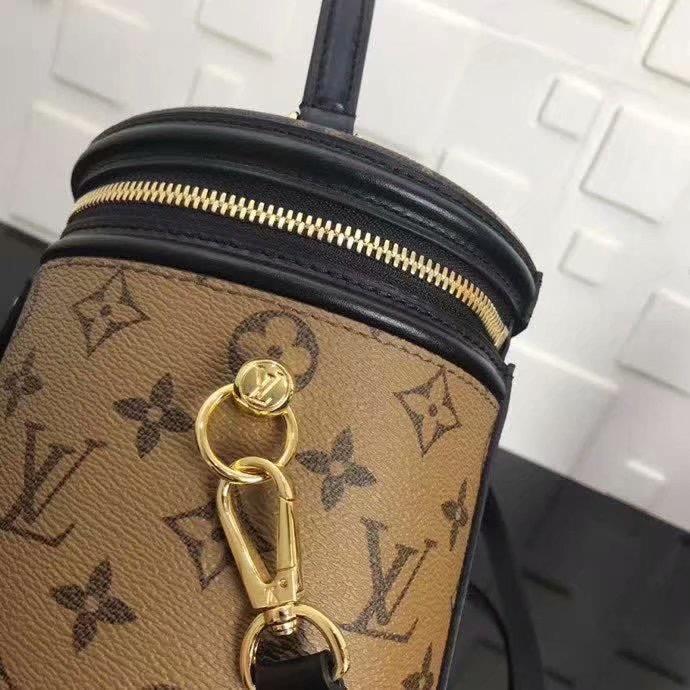 EN - New Arrival Bags LUV 277