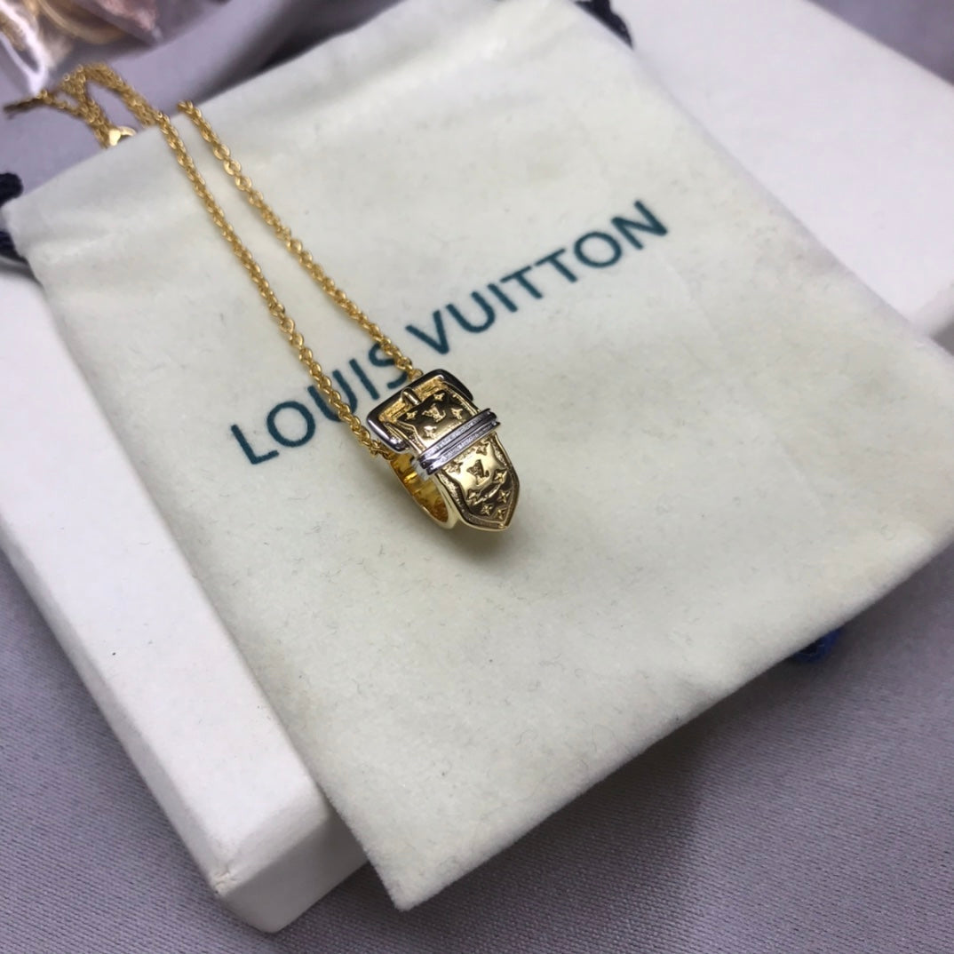LV Necklaces 007