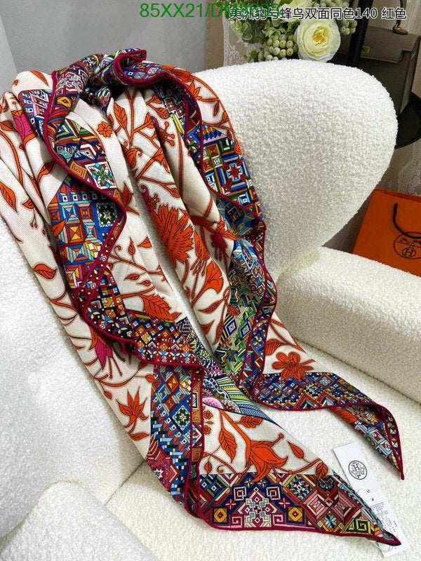 SAMC - HMS Scarves - 029