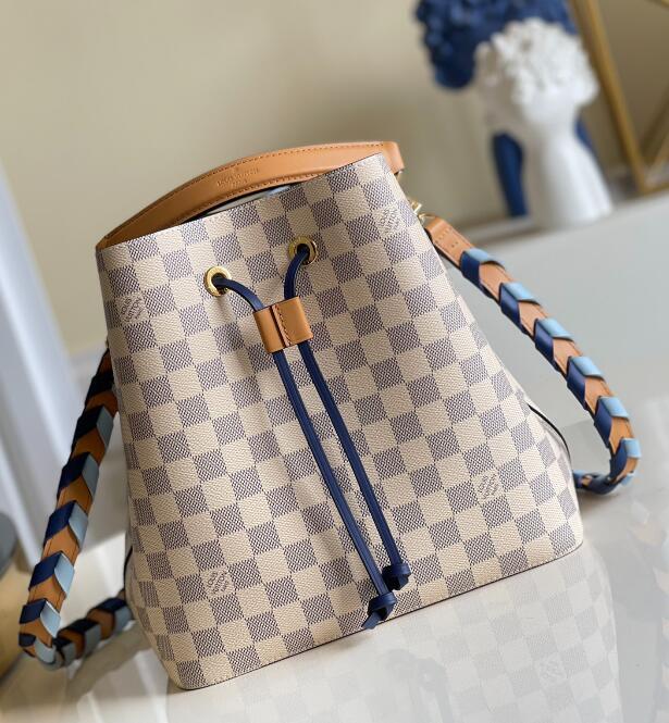 SAMC - LOV Bags - 2415