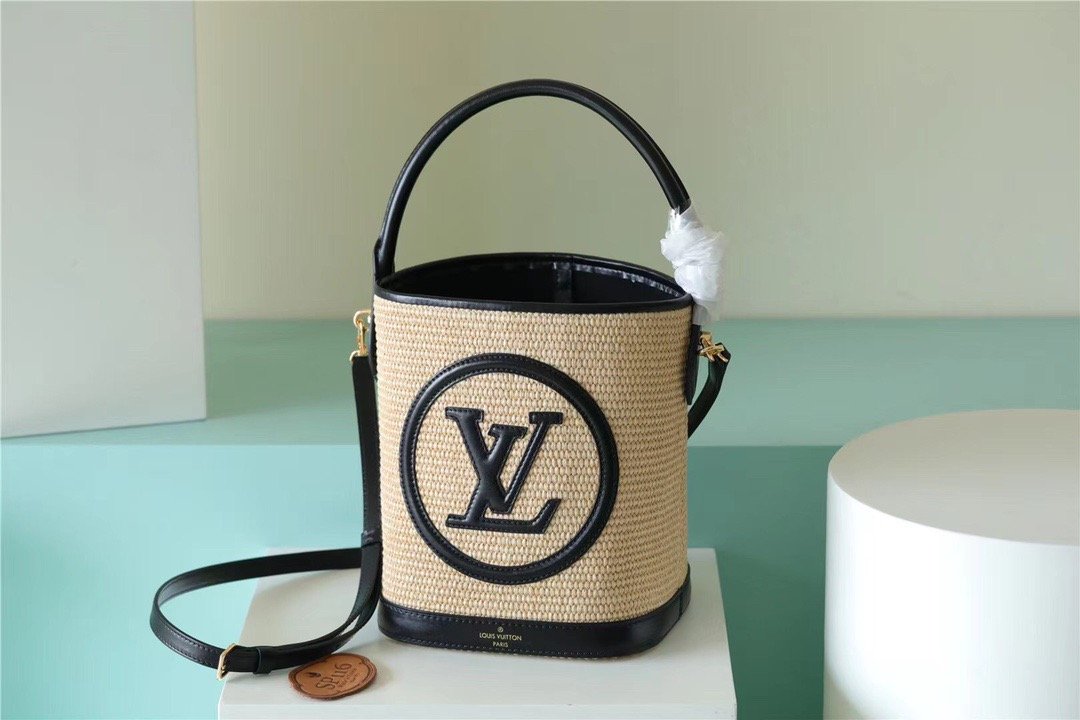 LV Petit Bucket Raffia Black For Women, WomenÃ¢â‚¬â„¢s Bags, Shoulder And Crossbody Bags 9.4in/24cm LV M59961