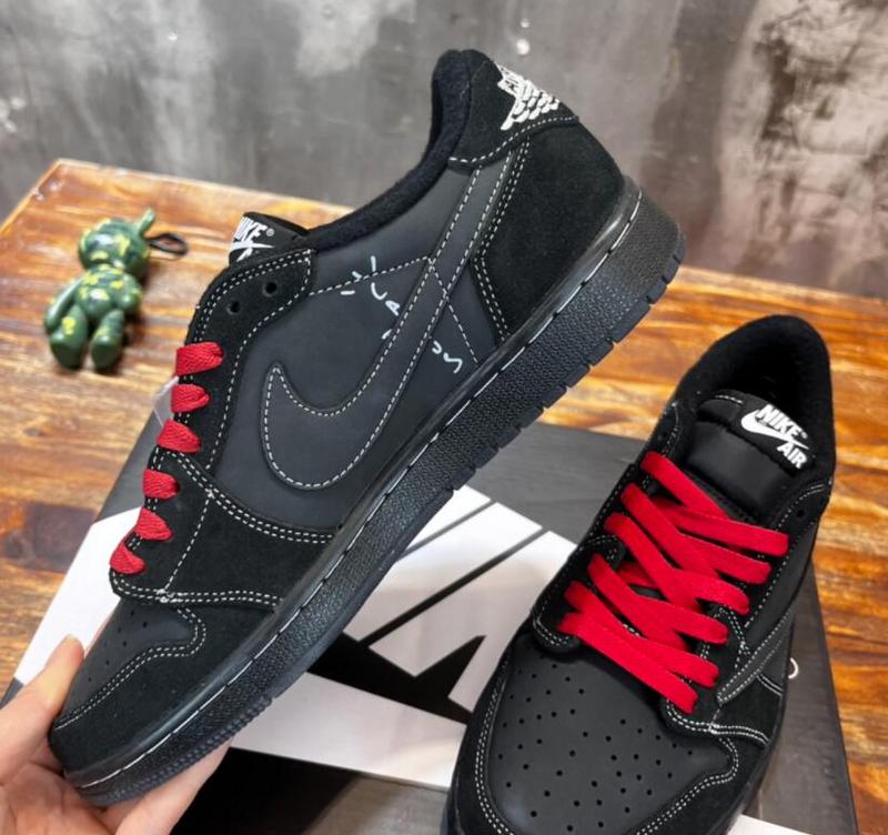 SAMC - NKE Shoes - 870