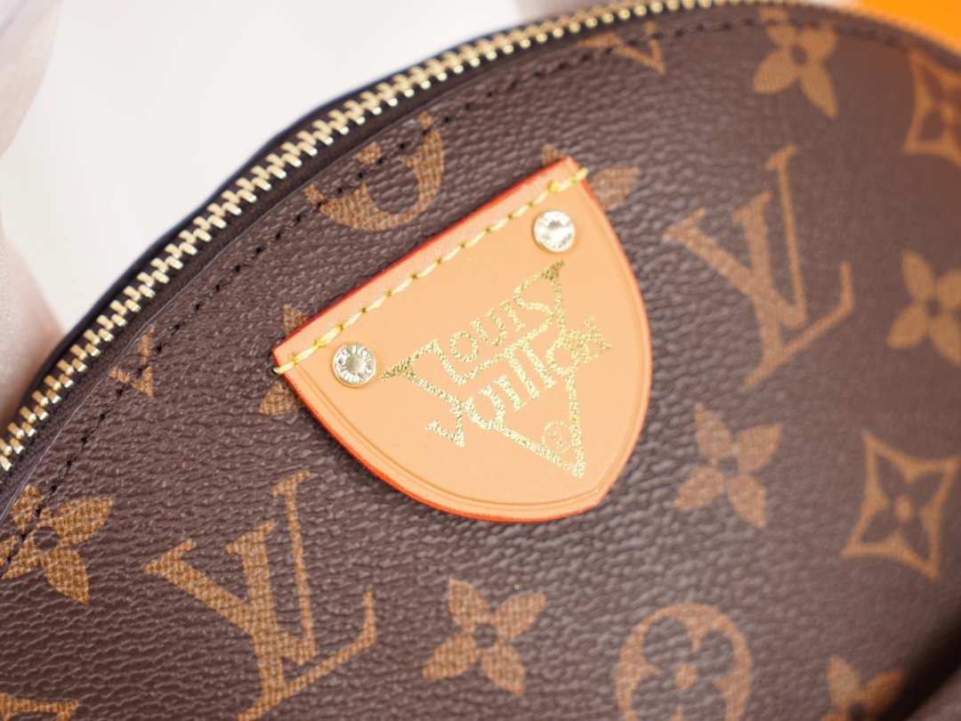 EN - New Arrival Bags LUV 003