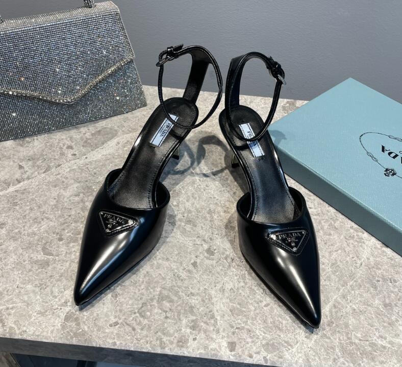 GlamyWomen Shoes - 270