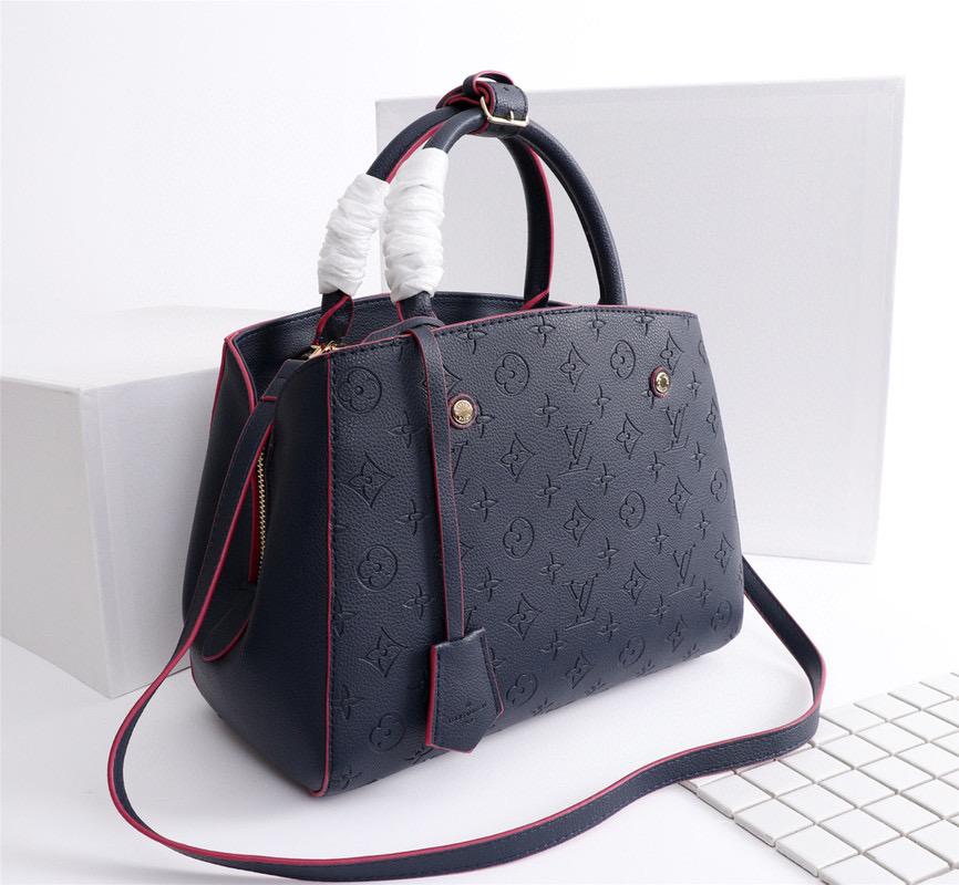 EN - New Arrival Bags LUV 040