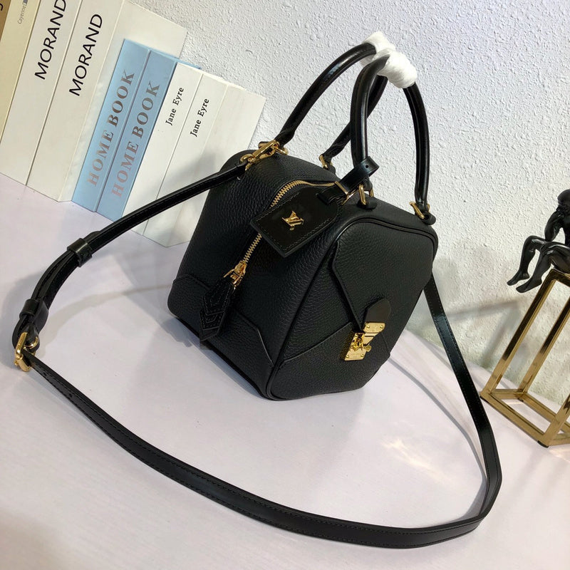 LOV2 Bags - Luxurious Bags  1905