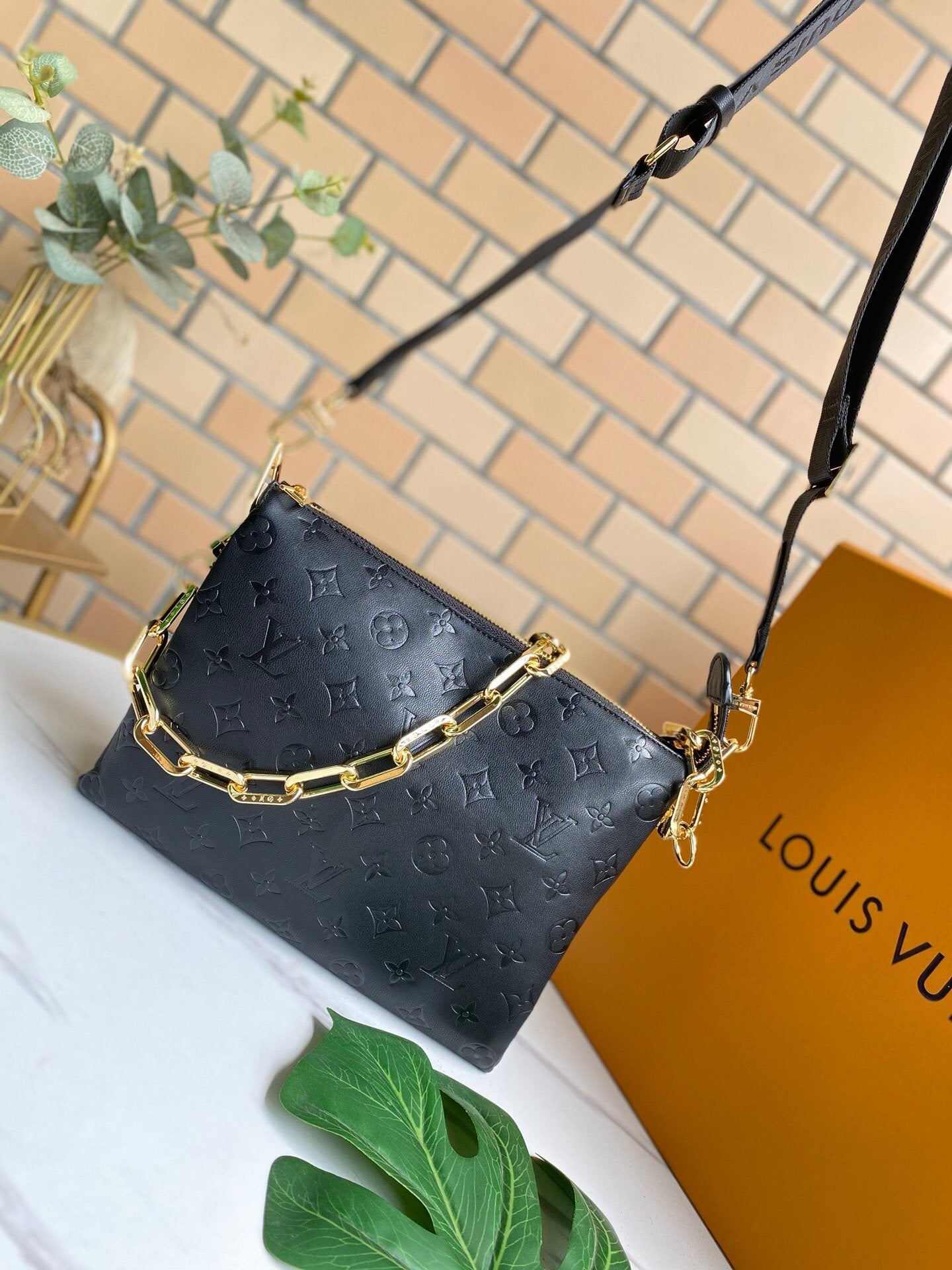 EN - New Arrival Bags LUV 135