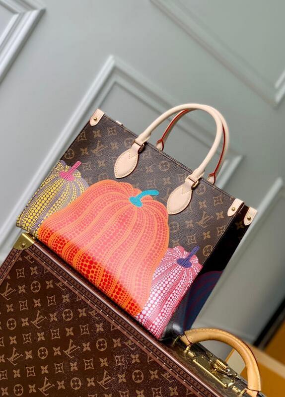 SAMC - LOV Bags - 1227