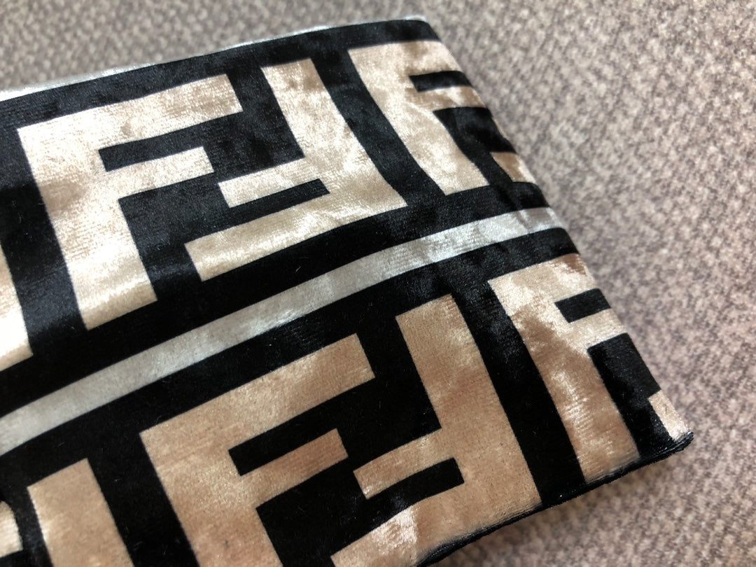 EN - Luxury Hair Band FEI 022
