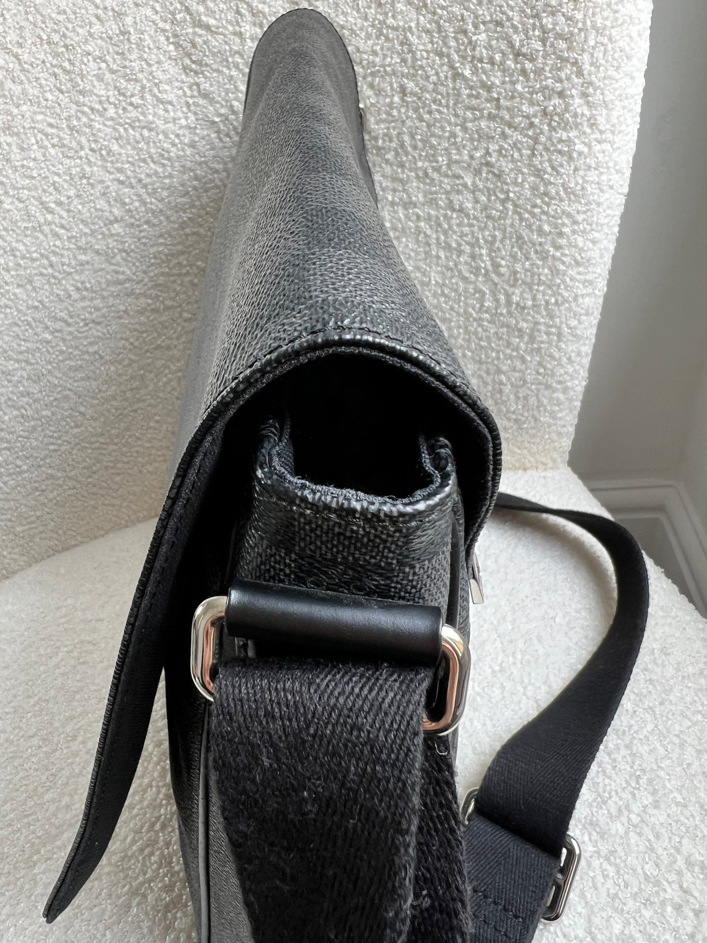 Louis Vuitton PM District Messenger Bag Damier Graphite