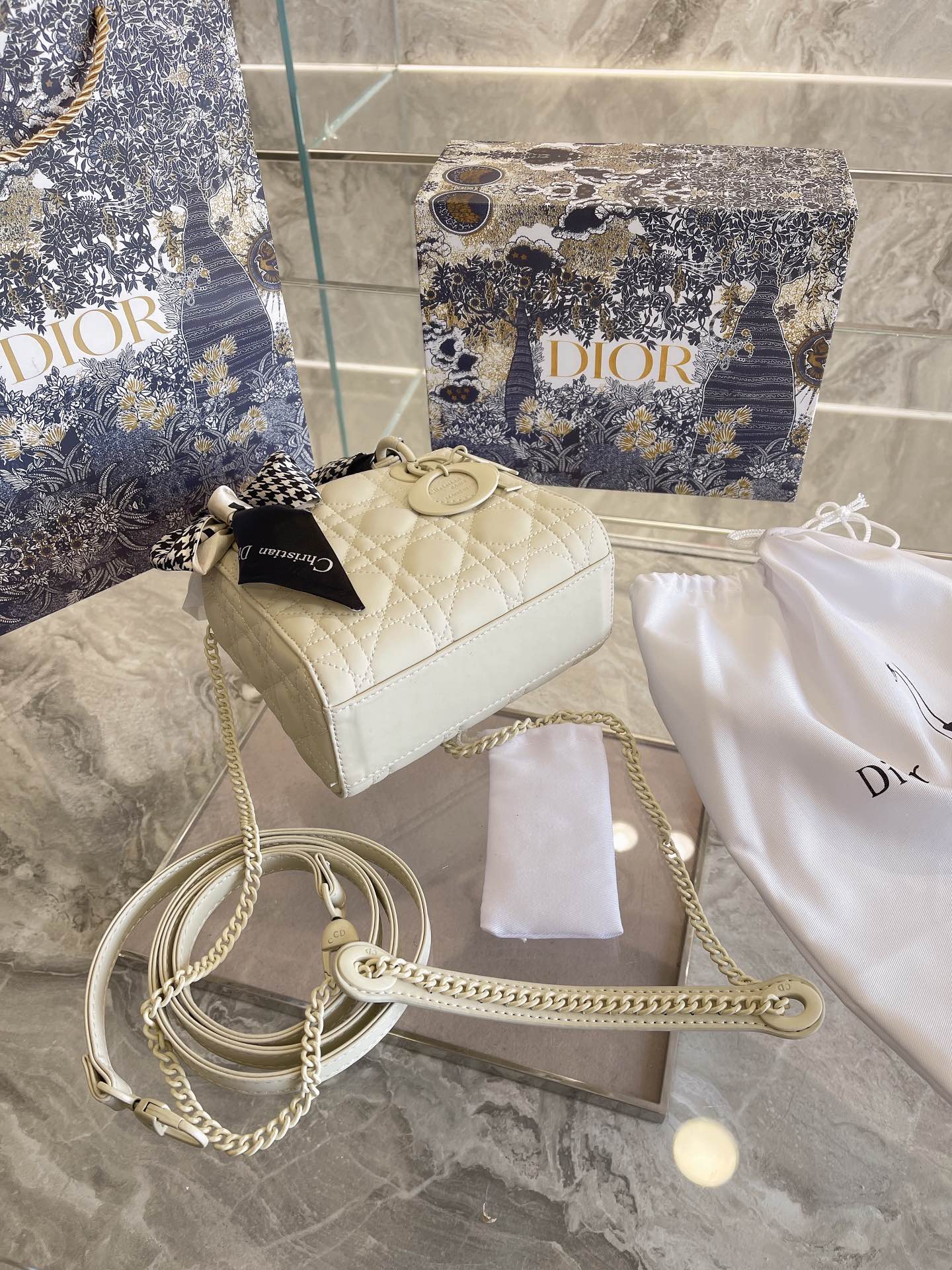 EN - New Arrival Bags DIR 057