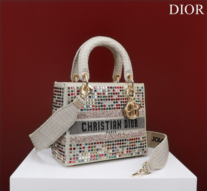 Glami Fashion - DIR Bags - 2002