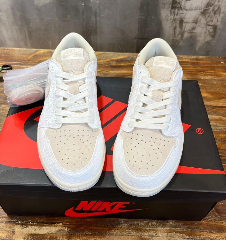 SAMC - NKE Shoes - 281