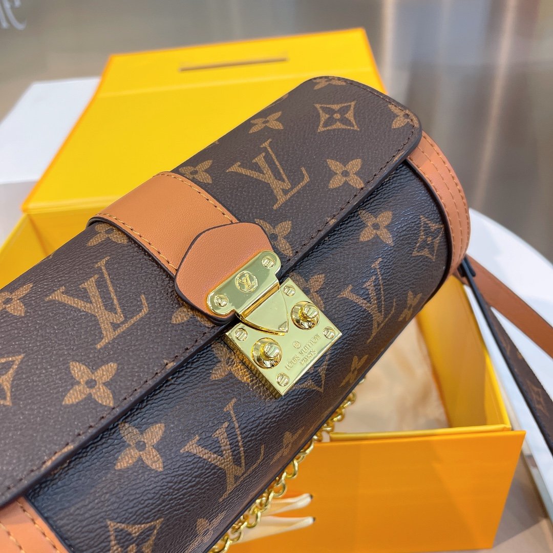 EN - New Arrival Bags LUV 478
