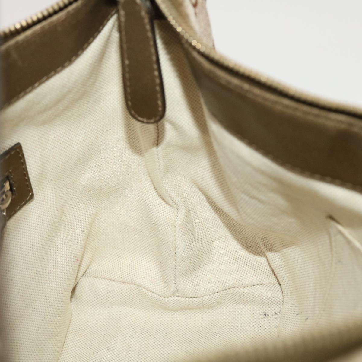 GUCCI GG Canvas Shoulder Bag Beige 269959 43302