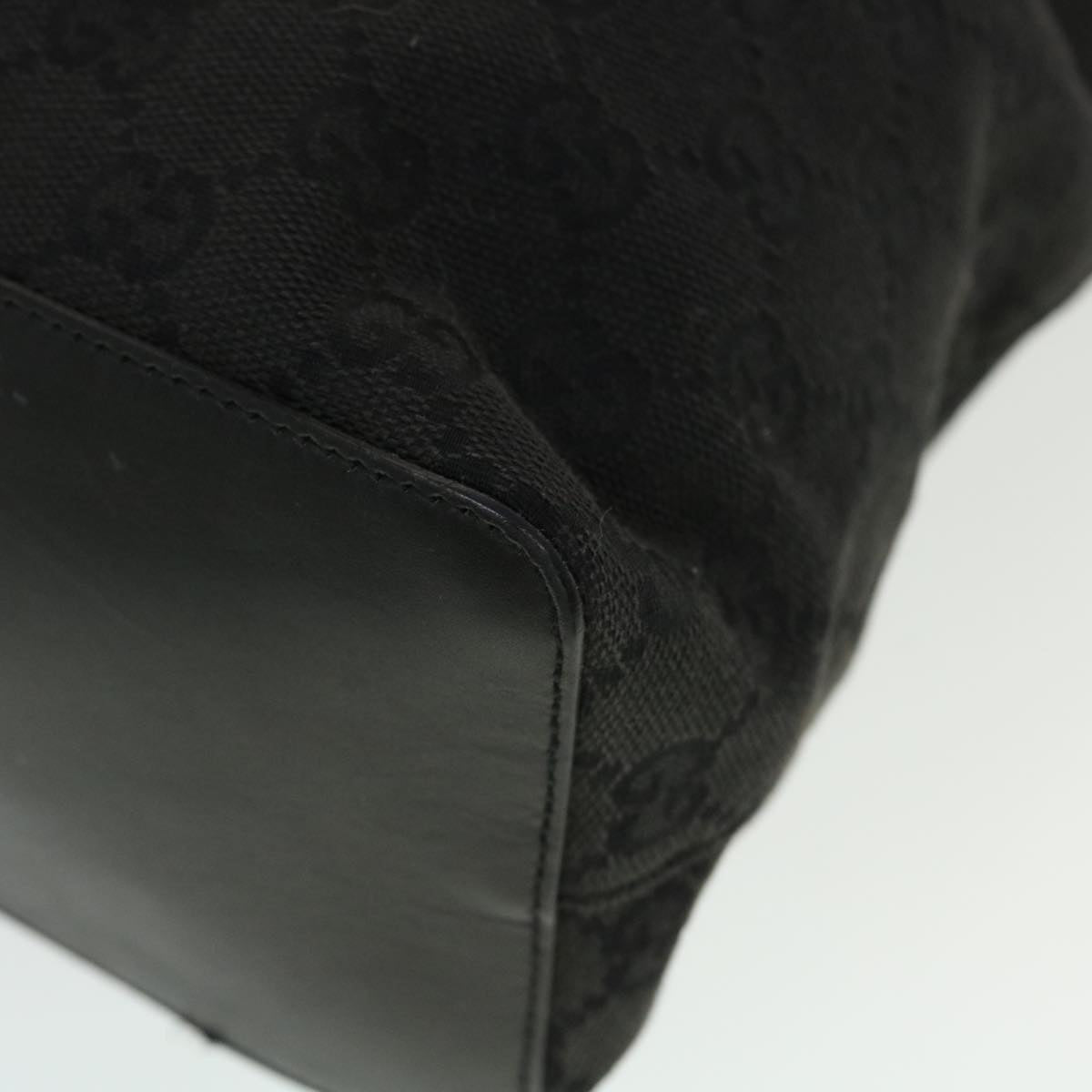 GUCCI GG Canvas Shoulder Bag Black 90644 43327