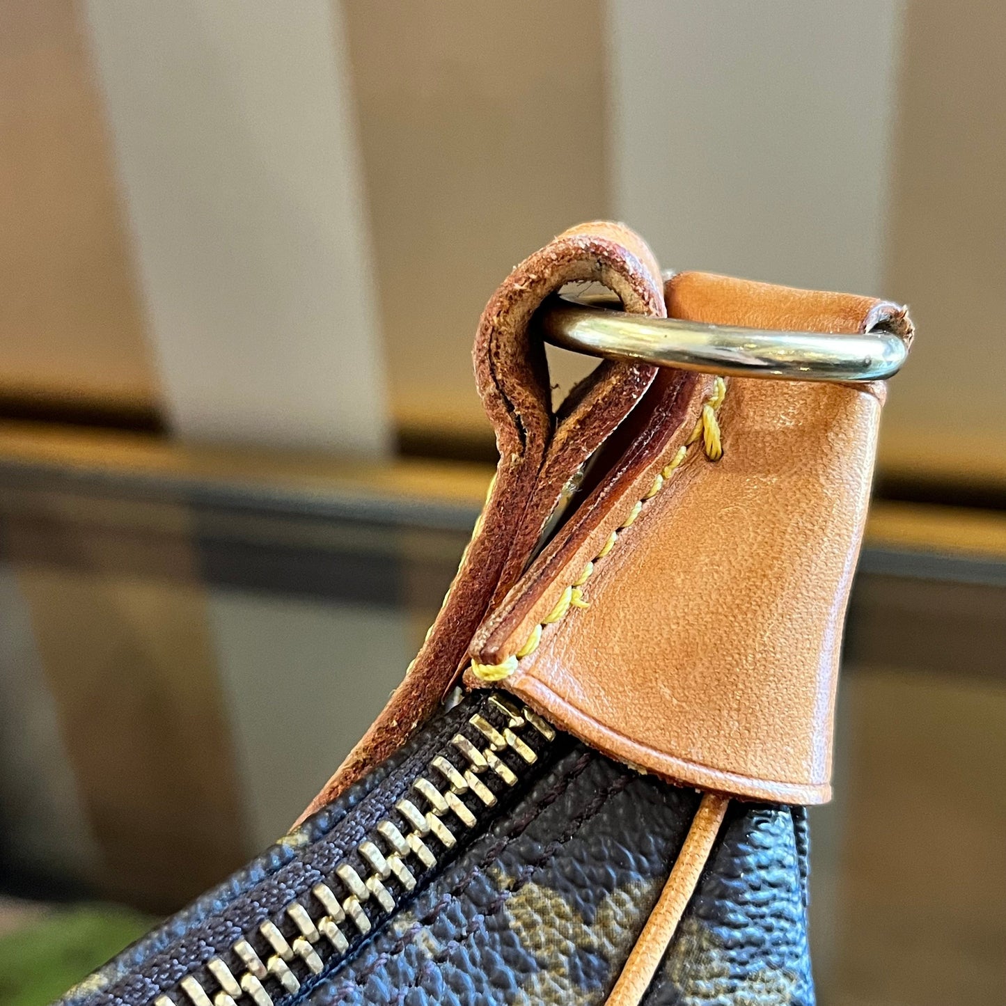 LOUIS VUITTON Boulogne 30 Monogram Canvas Hobo Bag