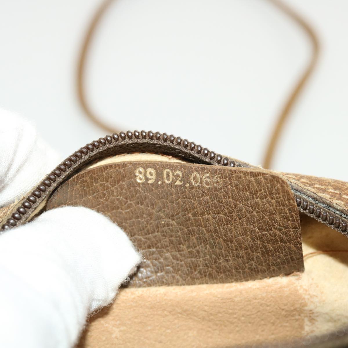 GUCCI GG Supreme Web Sherry Line Shoulder Bag Beige Red 89.02.066 43663