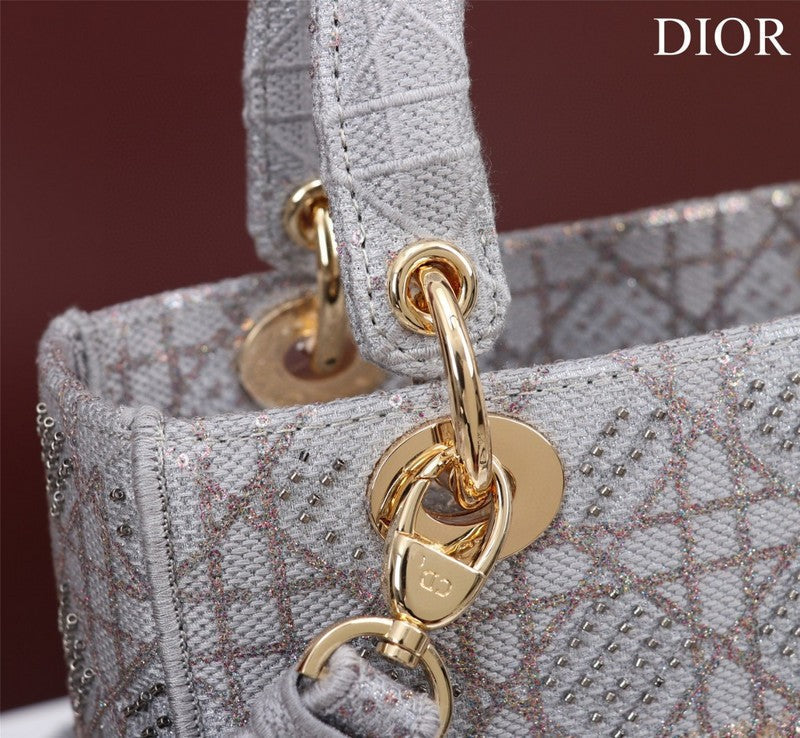 Glami Fashion - DIR Bags - 2019