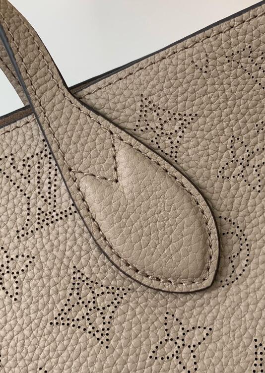 SAMC - LOV Bags - 1321
