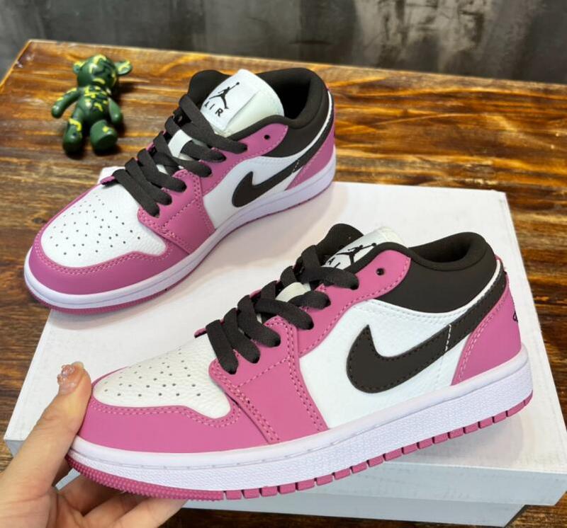 SAMC - NKE Shoes - 928