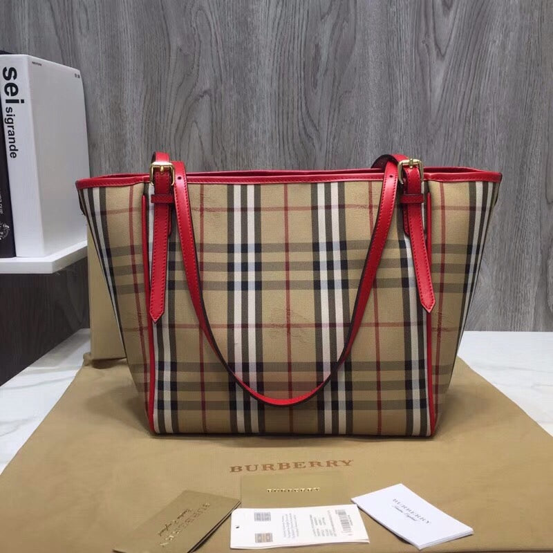 GLAMI The Small Canter Horseferry Check Tote Red For Women, WomenÃ¢â‚¬â„¢s Bags 11.6in/29.5cm