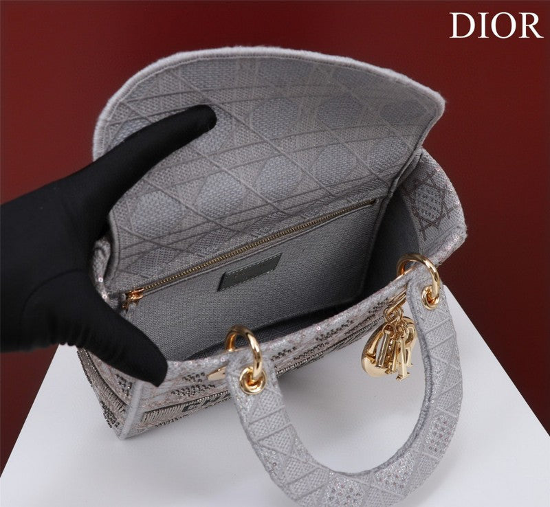 Glami Fashion - DIR Bags - 2019