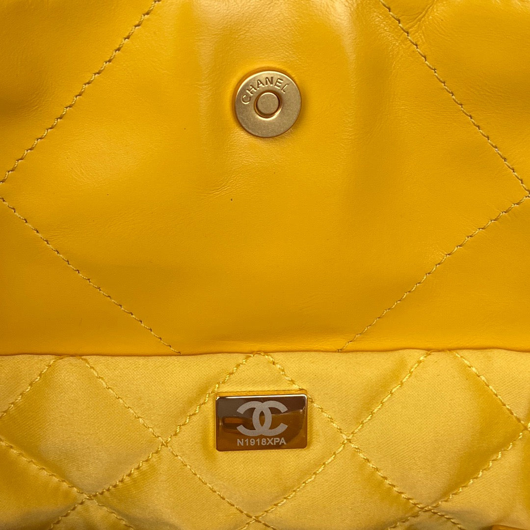 CHL 22 Handbag Gold Hardware Shiny Yellow For Women Handbags, Shoulder Bags 16.5in/38cm AS3261