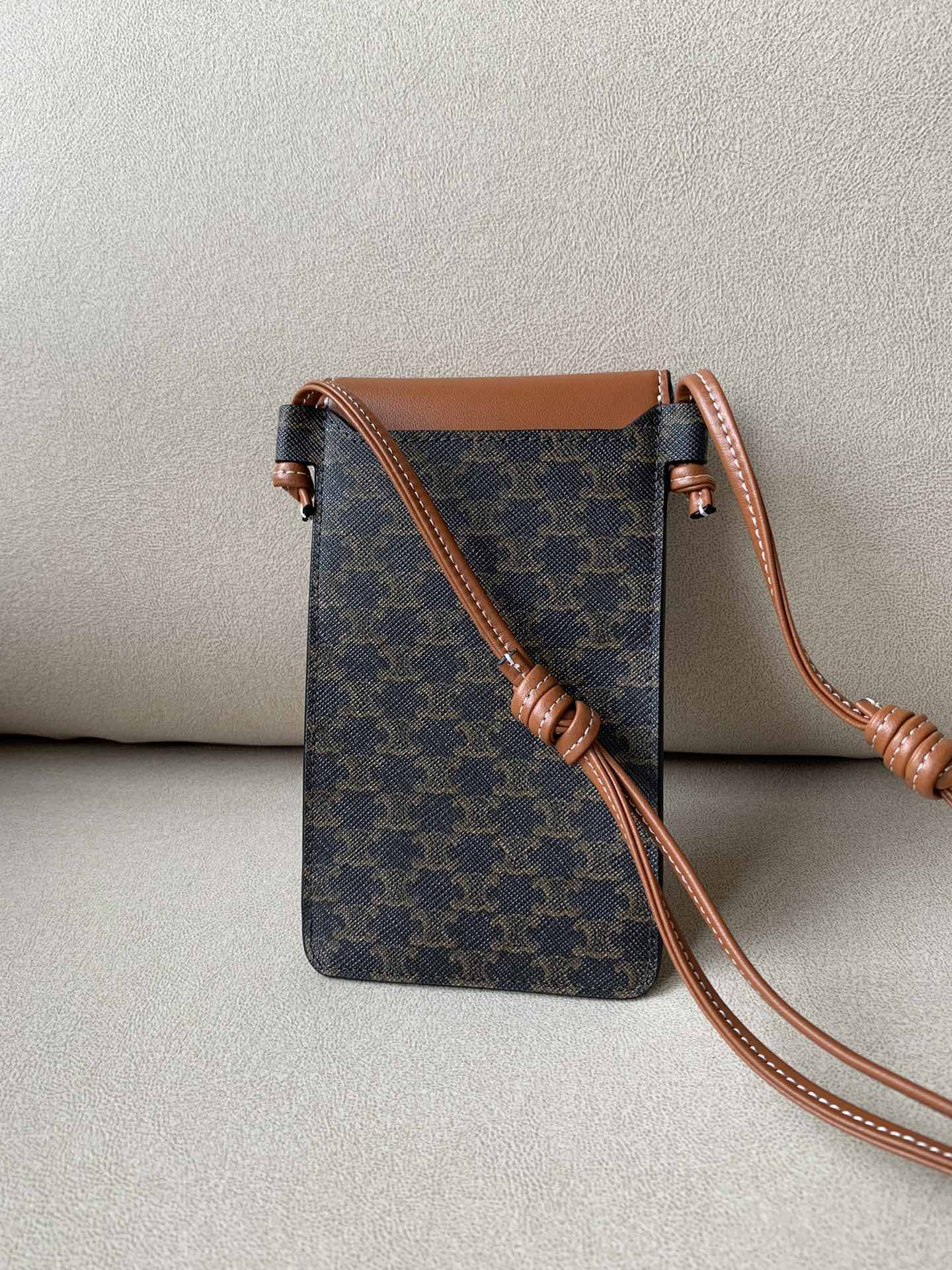 GLAMI Phone Pouch With GlamIap In Triomphe Canvas And Lambskin Tan For Women 7in/18cm 10G332CQD.04LU