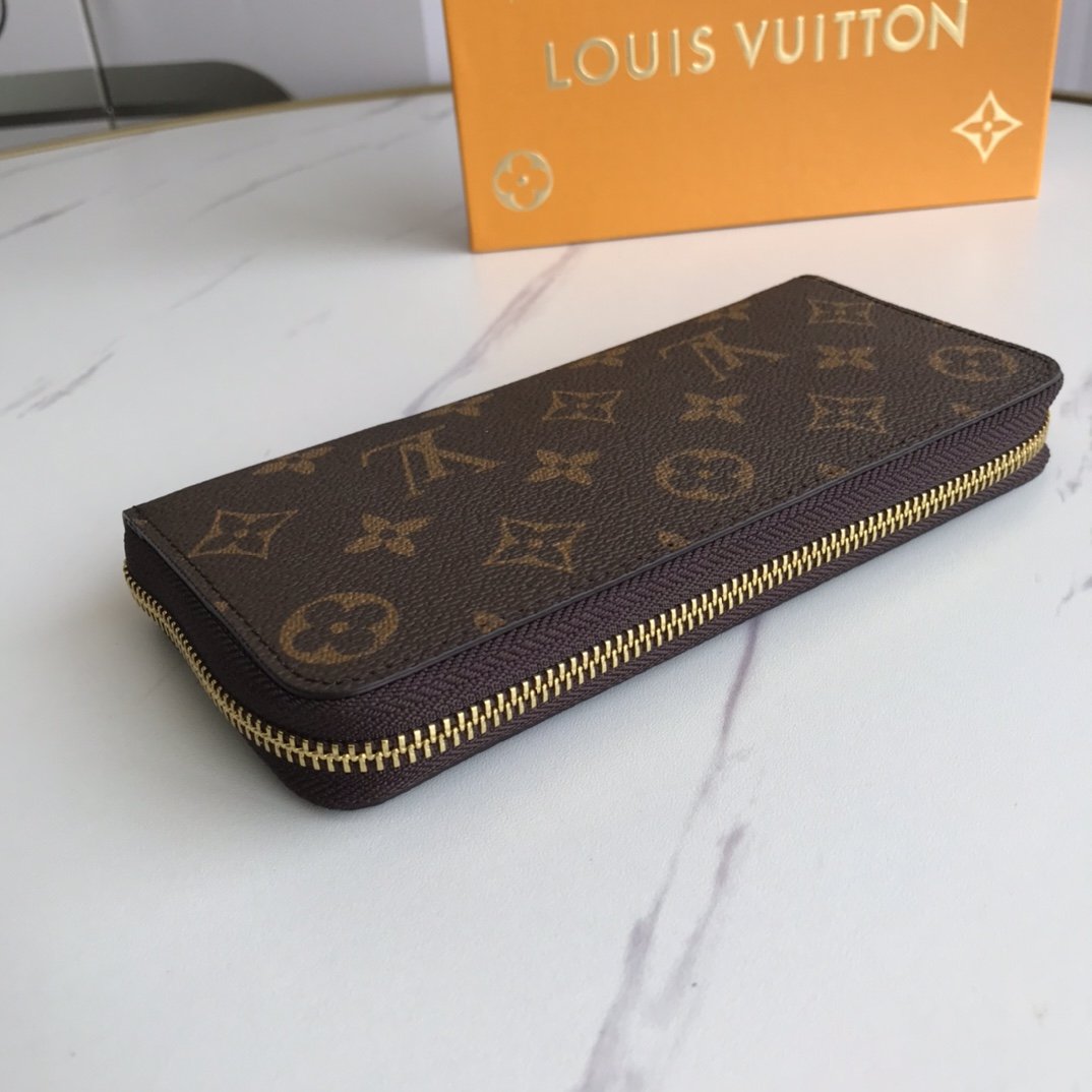 EN - New Arrival Wallet LUV 017