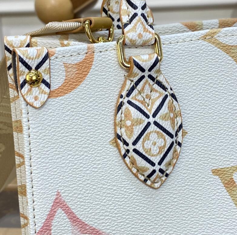 SAMC - LOV Bags - 1016