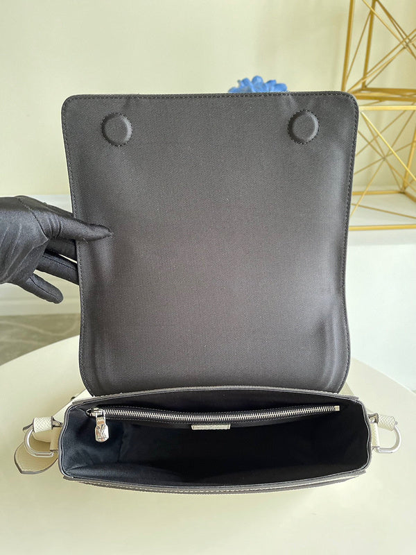 LOV2 Bags - Luxurious Bags  1248