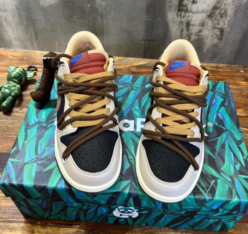 SAMC - NKE Shoes - 218