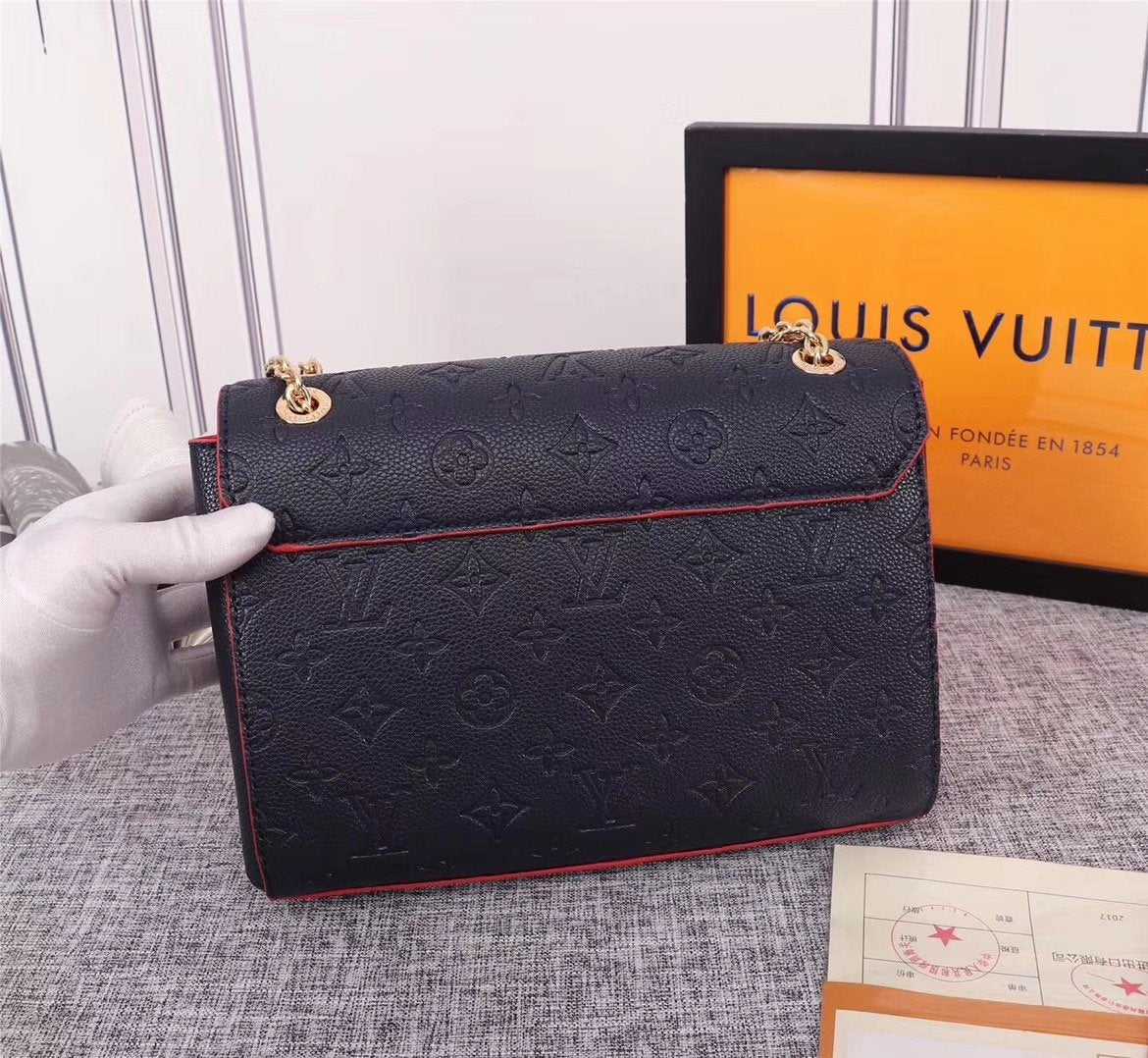 EN - New Arrival Bags LUV 274