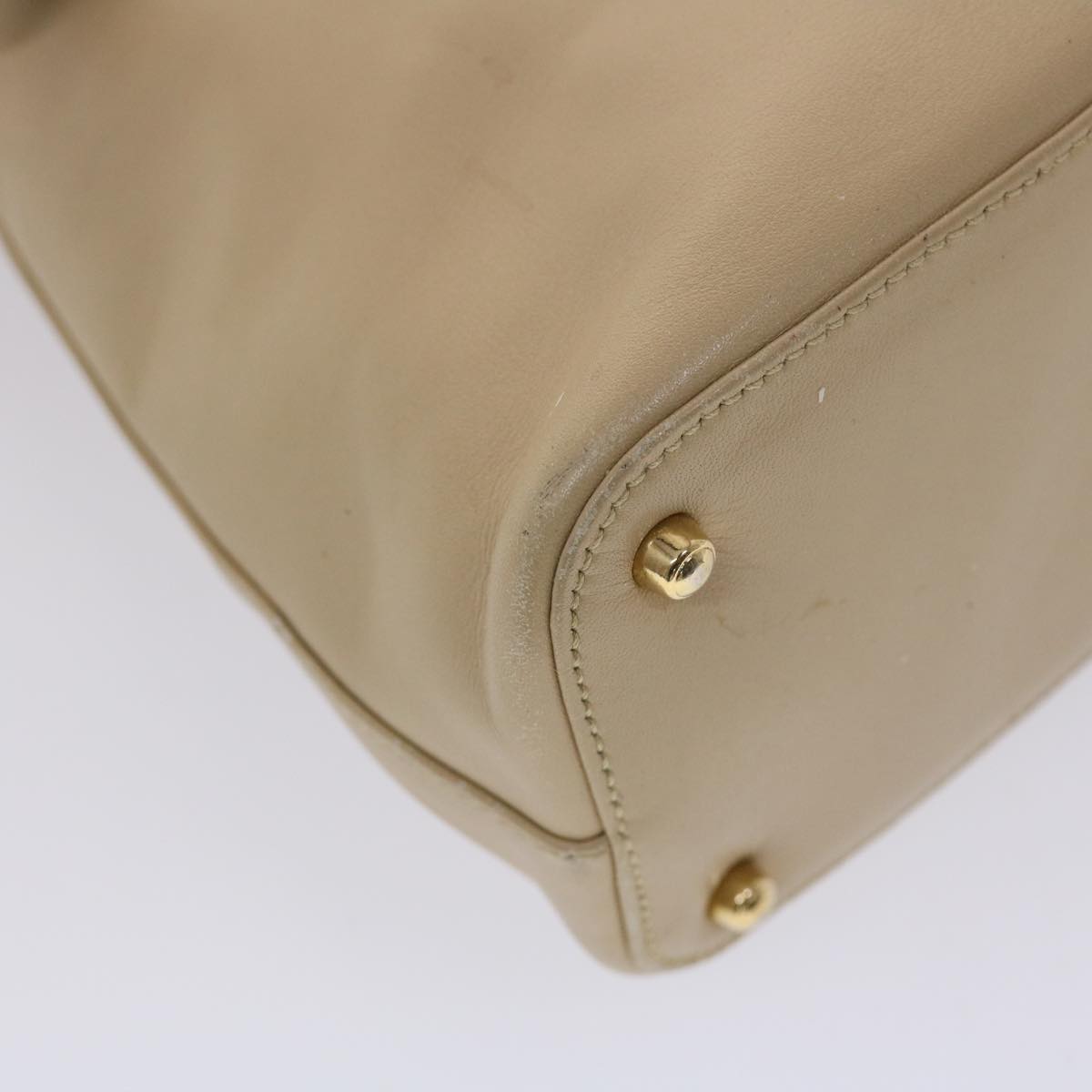 GUCCI Chain Shoulder Bag Leather Beige 45996