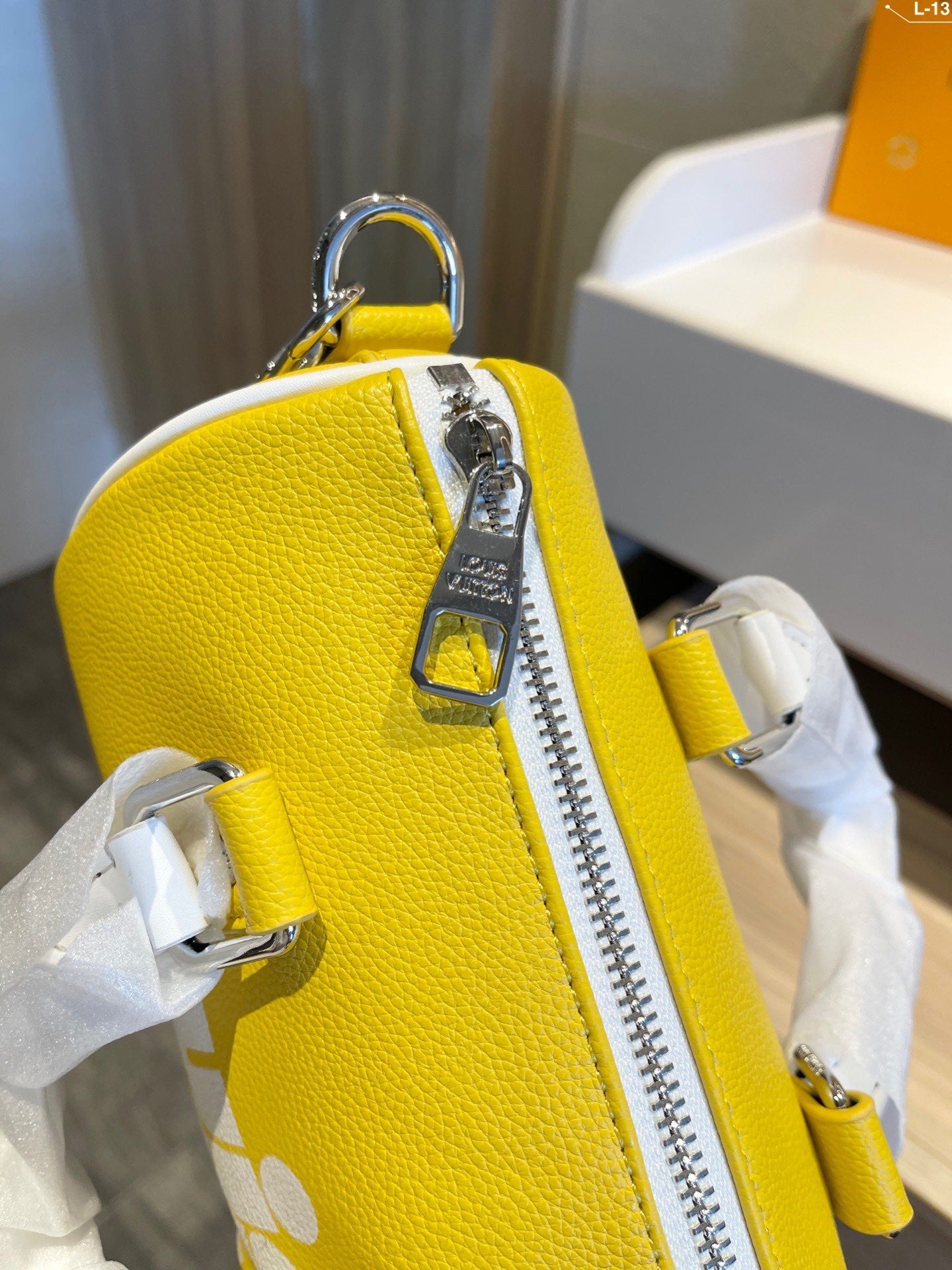 EN - New Arrival Bags LUV 499