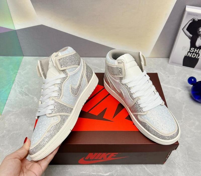 SAMC - NKE Shoes - 181