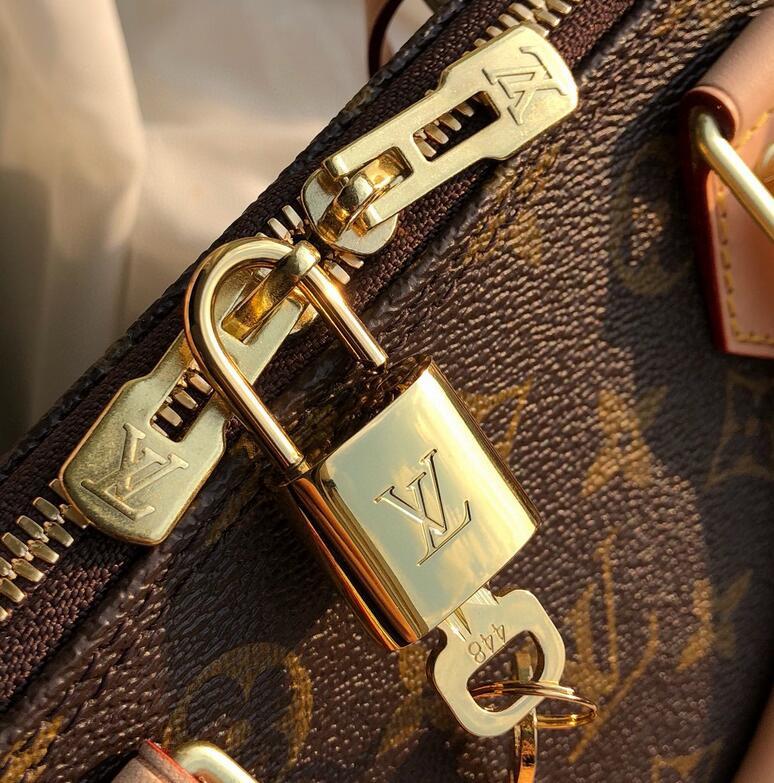 SAMC - LOV Bags - 2980