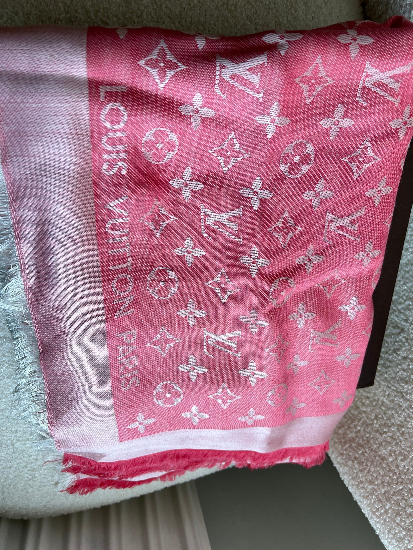 Louis Vuitton Pink Monogram Shawl (RRP £450)