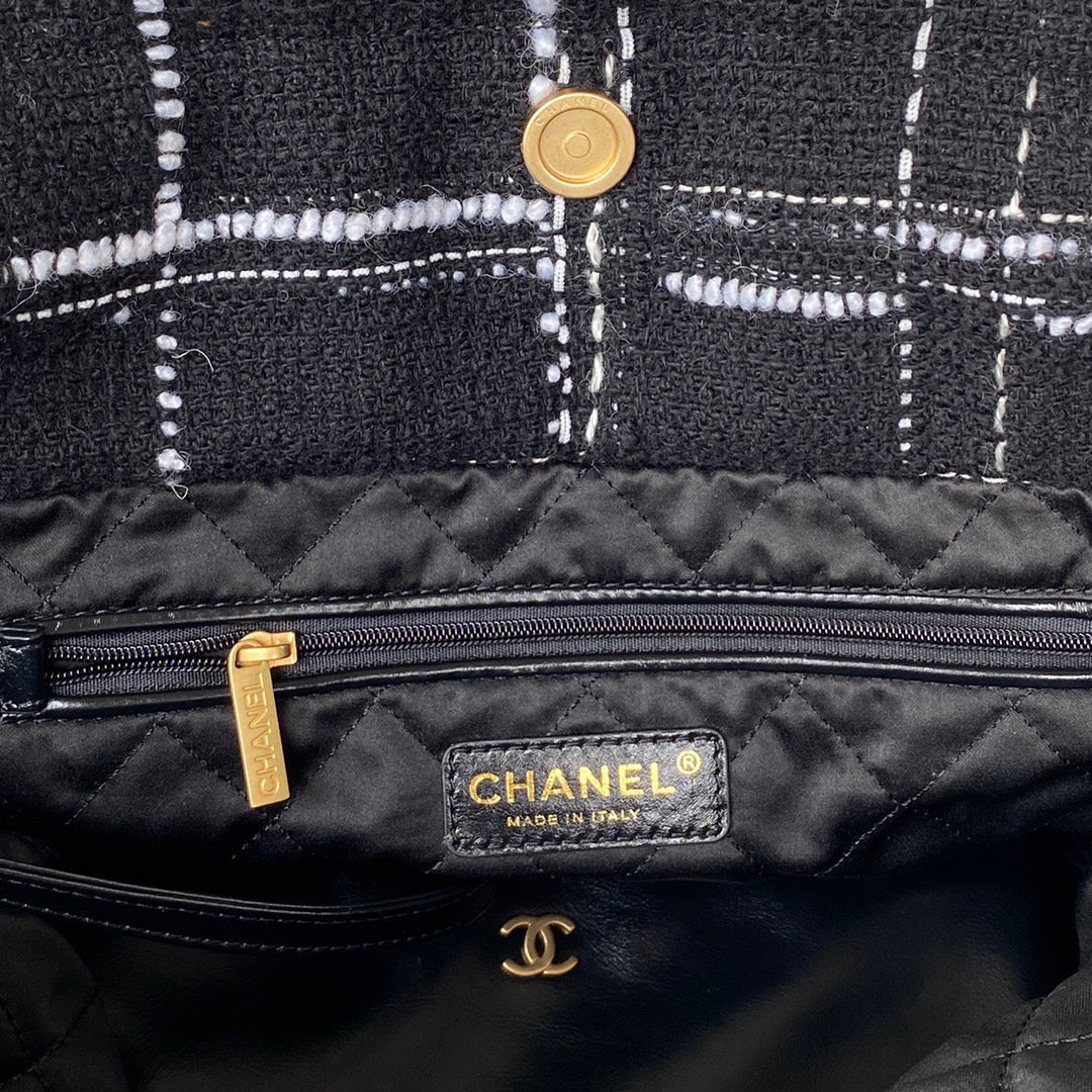 CHL 22 Handbag Gold Hardware Black For Women Handbags, Shoulder Bags 18.3in/47cm AS3262 B08553 NJ058