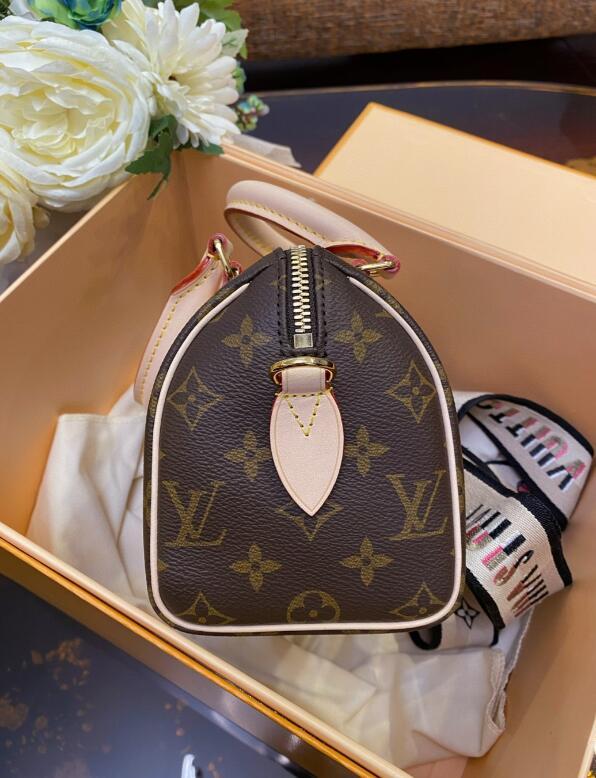 SAMC - LOV Bags - 1592