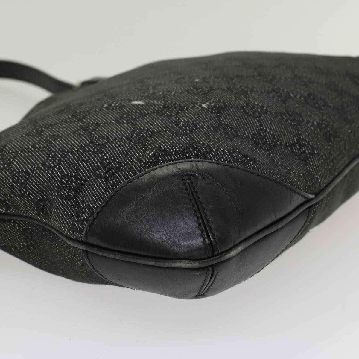 GUCCI GG Canvas Shoulder Bag Black 257296 47689