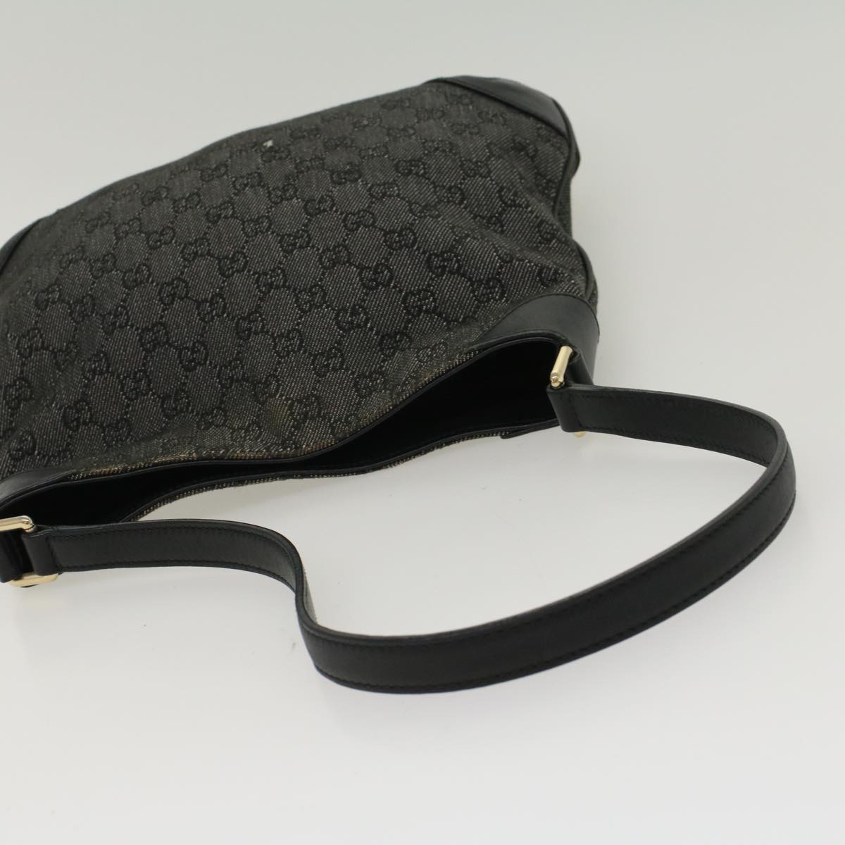 GUCCI GG Canvas Shoulder Bag Black 257296 47689