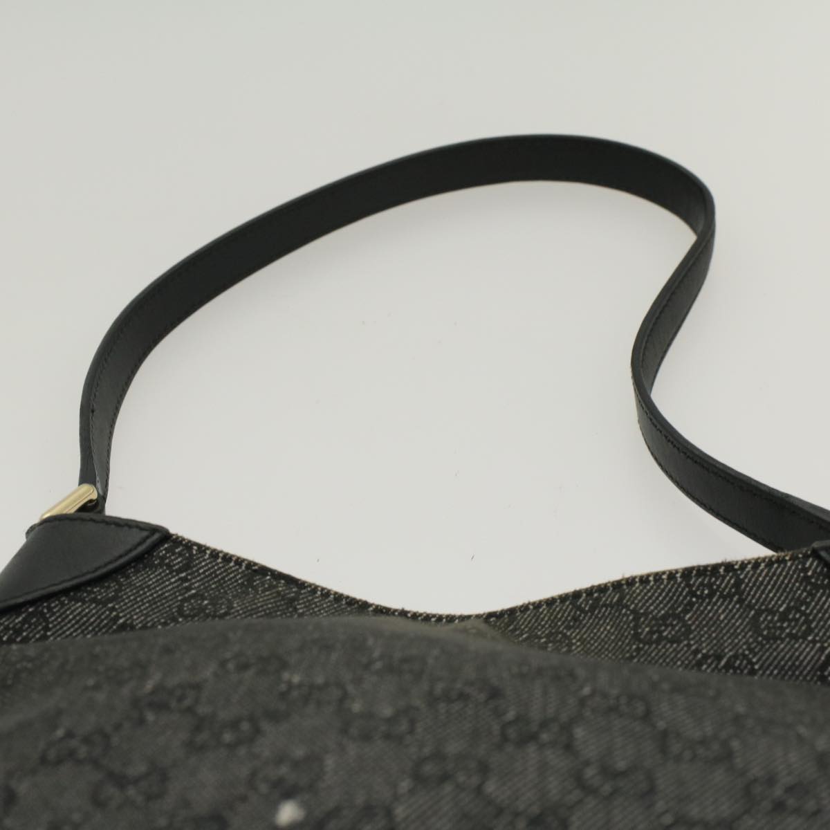 GUCCI GG Canvas Shoulder Bag Black 257296 47689