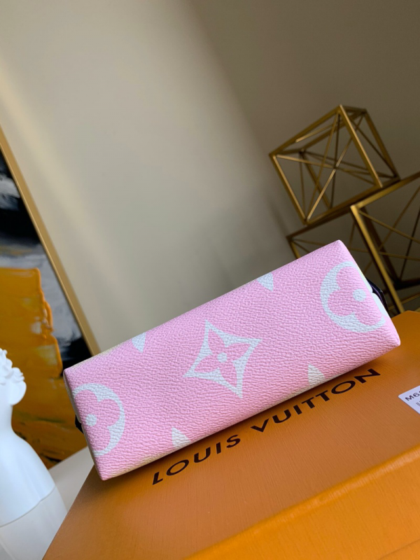 LOV2 Bags - Luxurious Bags  1138
